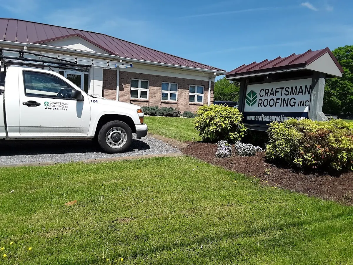 Quality Roof Replacement by experienced craftsmen in Dickson